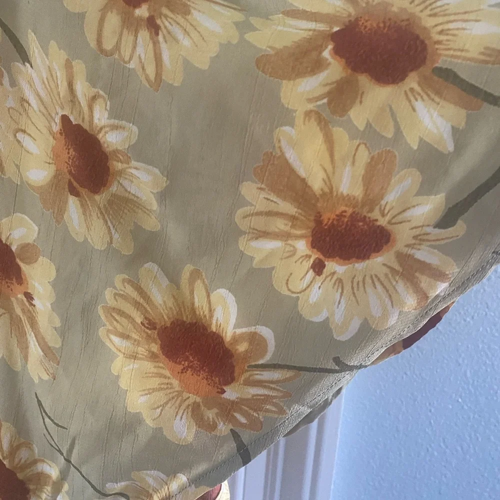 Beautiful Christy Dawn dress. New without tags. - Picture 5 of 8